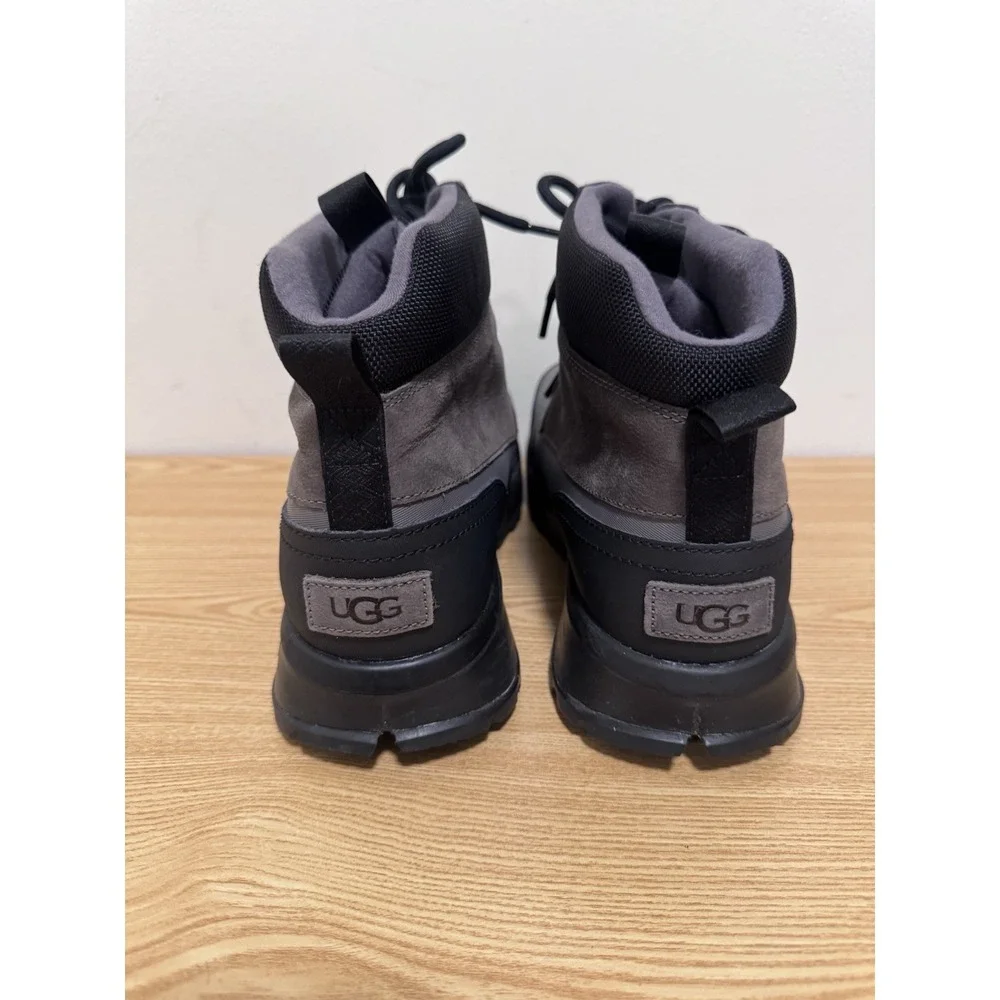 UGG Men's Emmett Duck Boot Waterproof‎  Size 10 Dark Grey/Black 1115834 EUC